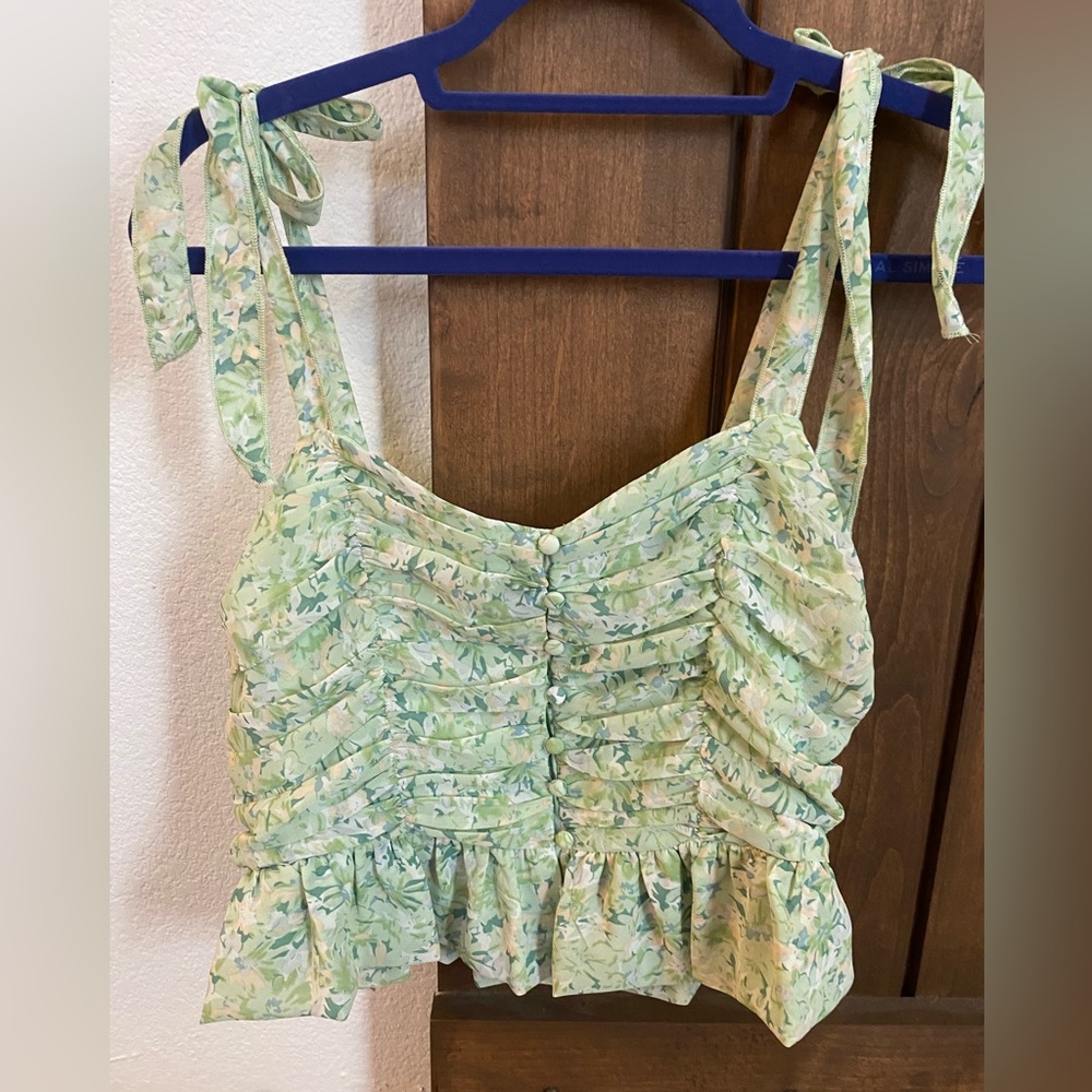 ASTR the label tie strap floral tank